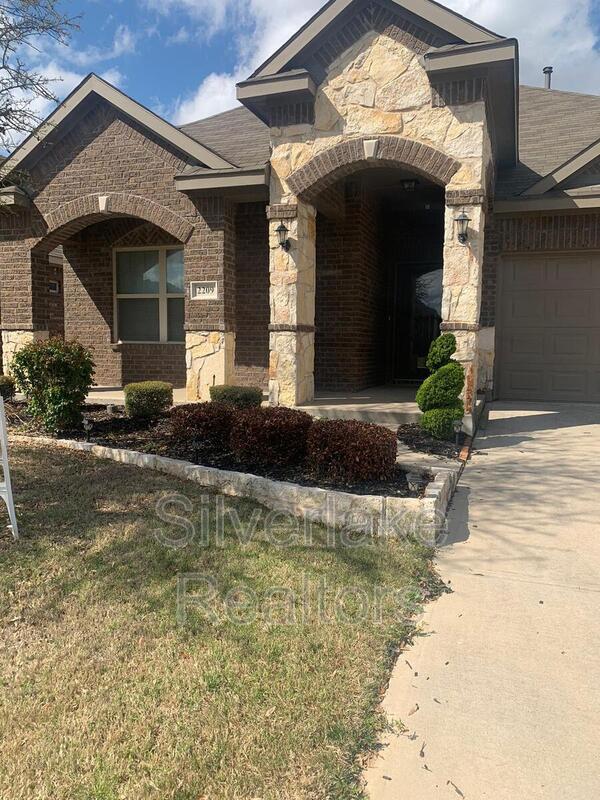 Building Photo - 2209 Scott Creek Dr