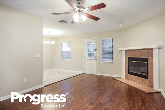 Foto del edificio - 7954 Lavender Ln