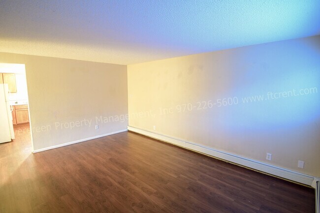 Foto del edificio - 3006 Sunset Dr