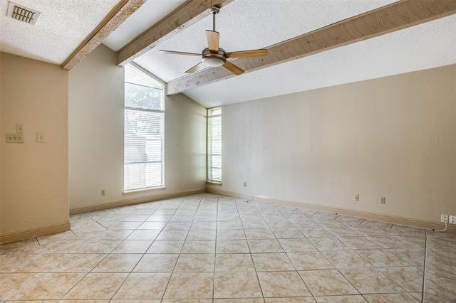 Foto del edificio - 5820 Harvest Hill Rd