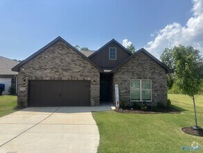 Building Photo - 27312 McKenna Dr