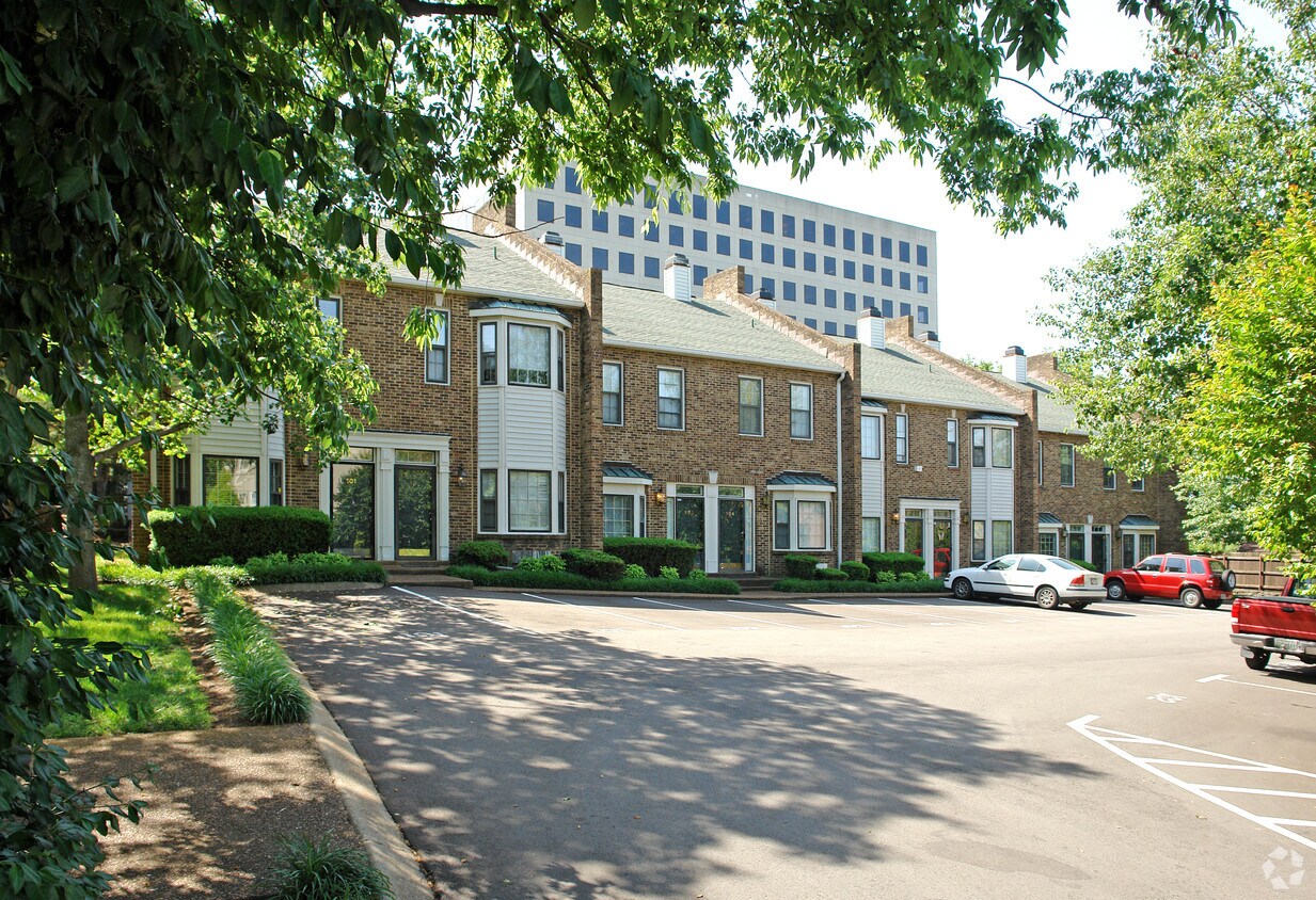 Primary Photo - 101 Fairmont Pl