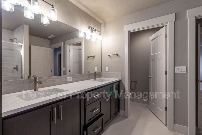 Building Photo - 3755 NW 64th Ave