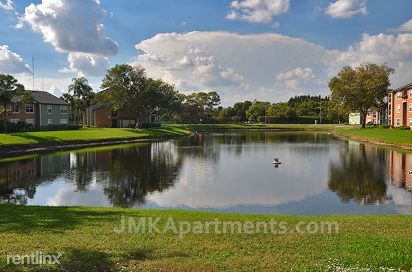 Foto del edificio - 3779 Beresford Rd E