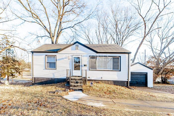 Primary Photo - 7829 Monroe Dr