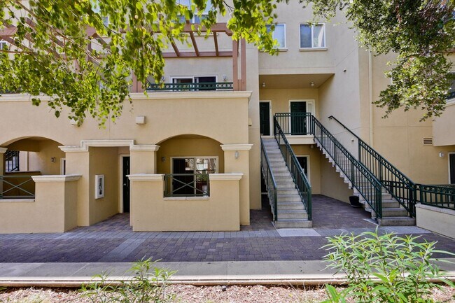 Foto del edificio - Downtown Mountain View l Stylish Home