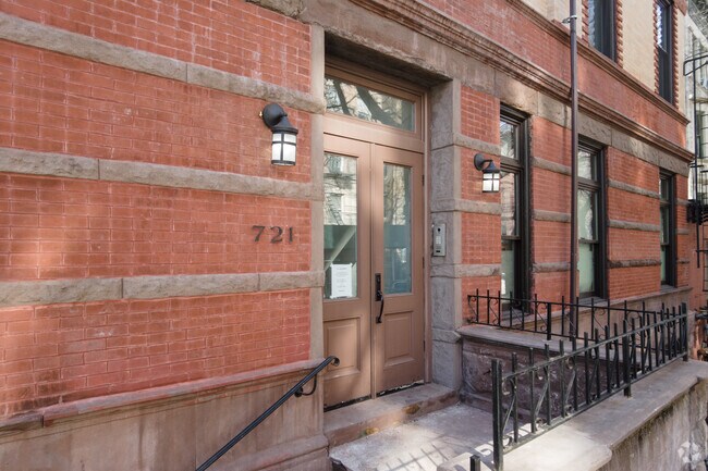 Entrance - 721 Saint Nicholas Ave