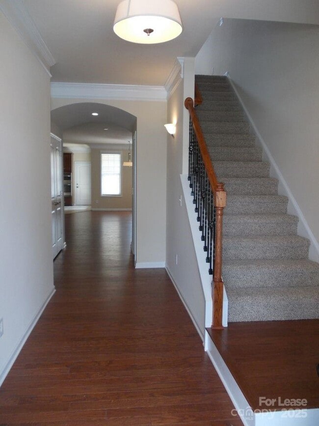 Building Photo - 2207 Eversham Dr NW