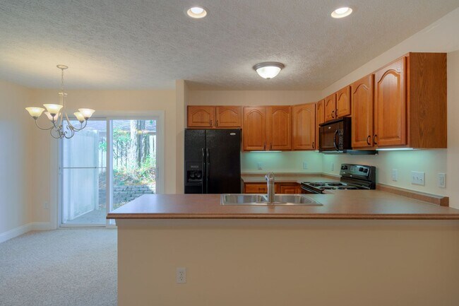 Foto del edificio - 225 Huff Heritage Ln