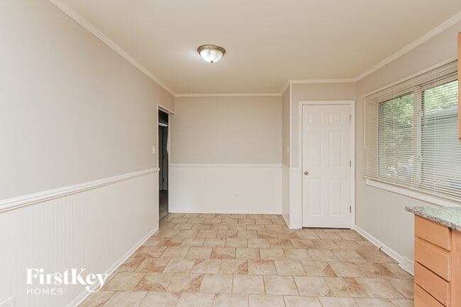 Foto del edificio - 14535 Kedvale Ave