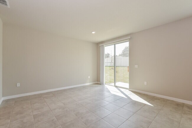 Building Photo - 1026 Oak Vly Dr