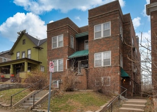 Building Photo - 610 S 32nd Ave