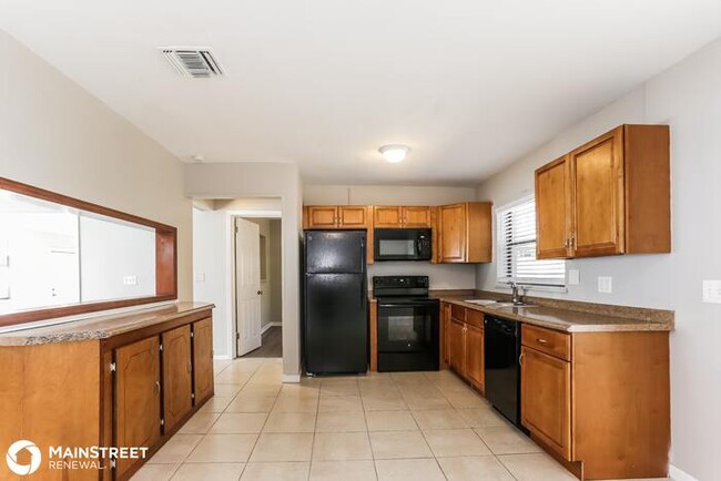 Building Photo - 3108 Johns Pkwy, Clearwater, FL 33759