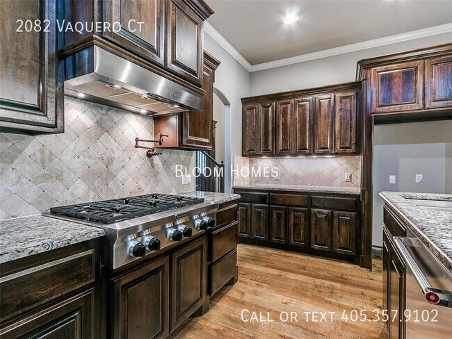 Foto del edificio - 2082 Vaquero Ct