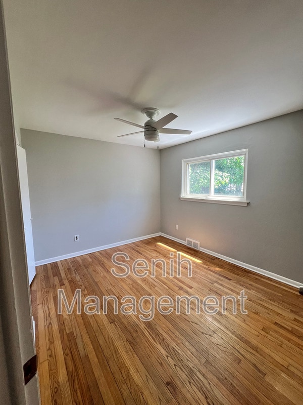 Building Photo - 15855 13 Mile Rd