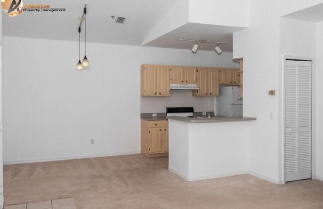Building Photo - 2718 Maitland Crossing Way