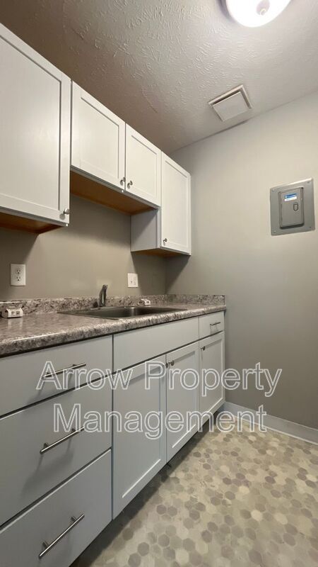 Foto del edificio - 1215 E Street-12