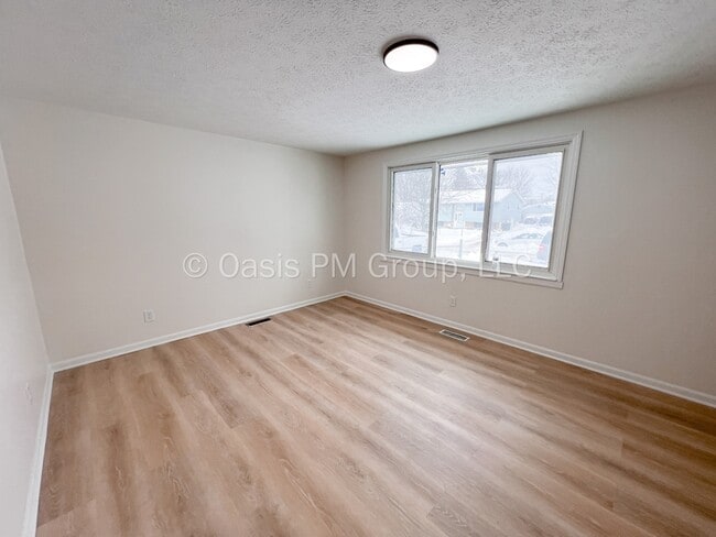 Foto del edificio - 3983 Lynward Rd