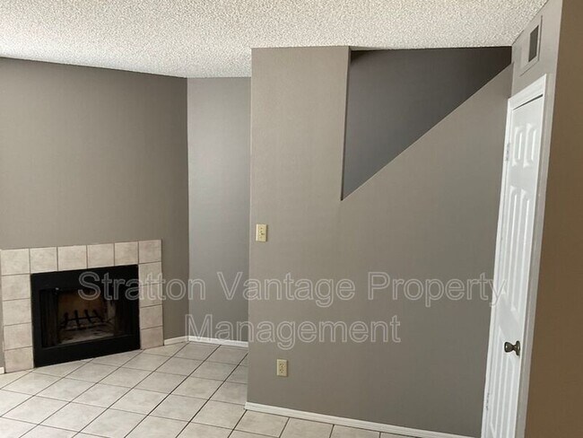 Foto del edificio - 548 S Wilson St