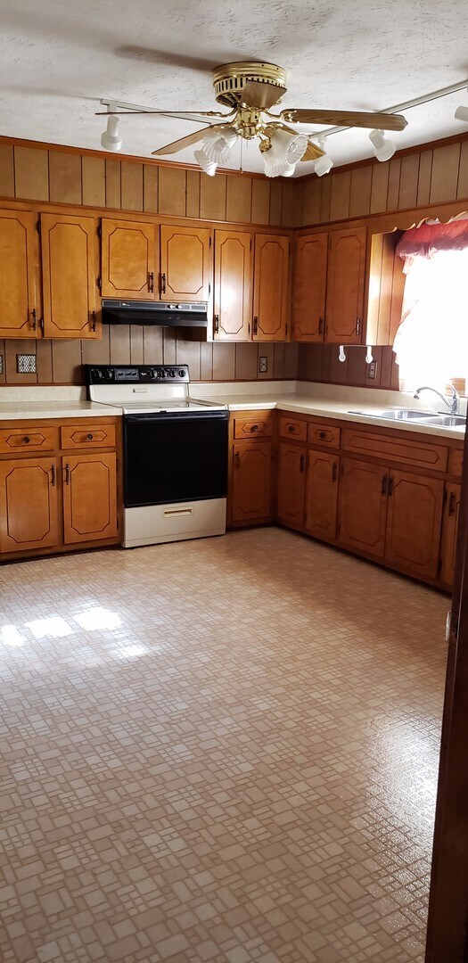 Foto del edificio - Cozy 2 bedroom, 2.5 bath with a bonus room