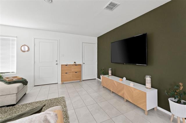 Building Photo - 9808 Trusler Rd