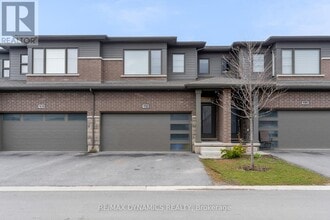 Building Photo - 4552 Portage Rd