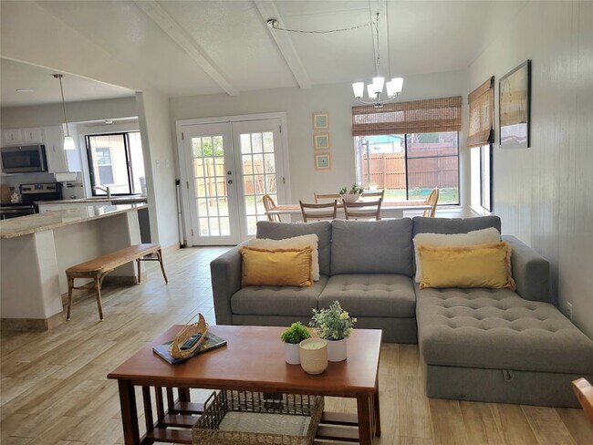 Building Photo - 5526 Excalibur Dr