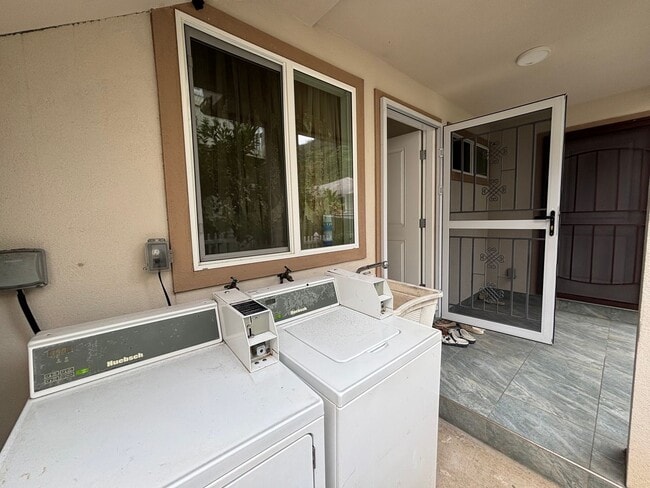 Foto del edificio - 2036 9th Ave