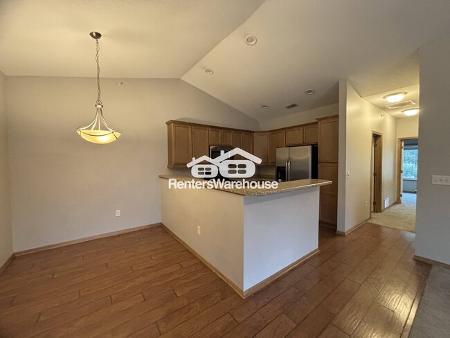 Foto del edificio - 2000 Meadow Ct