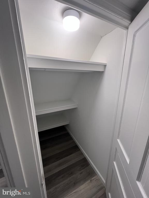 703 Bethlehem Pike Unit 1R, Erdenheim, PA 19038 Room for Rent in