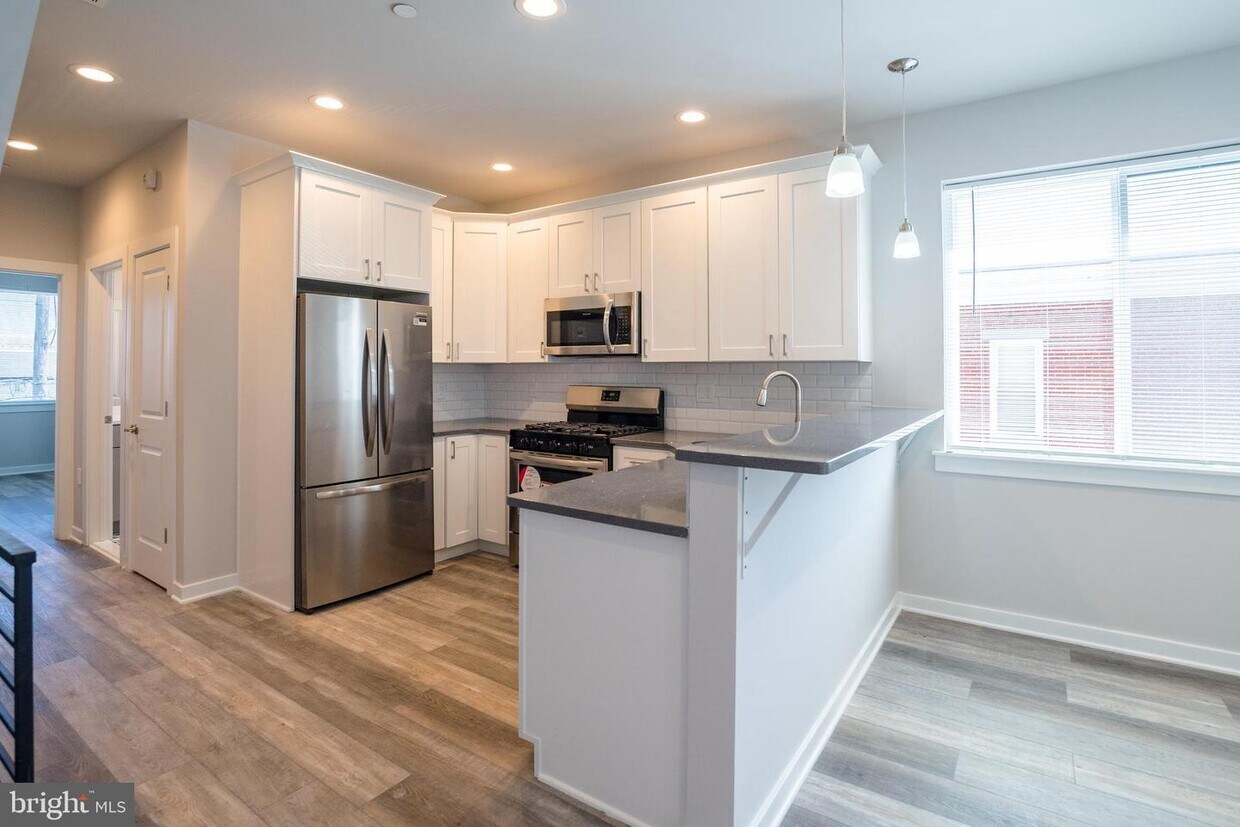 Foto principal - 1244 S 26th St