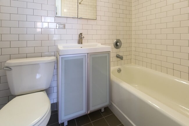 Interior Photo - Algonquin Apartments