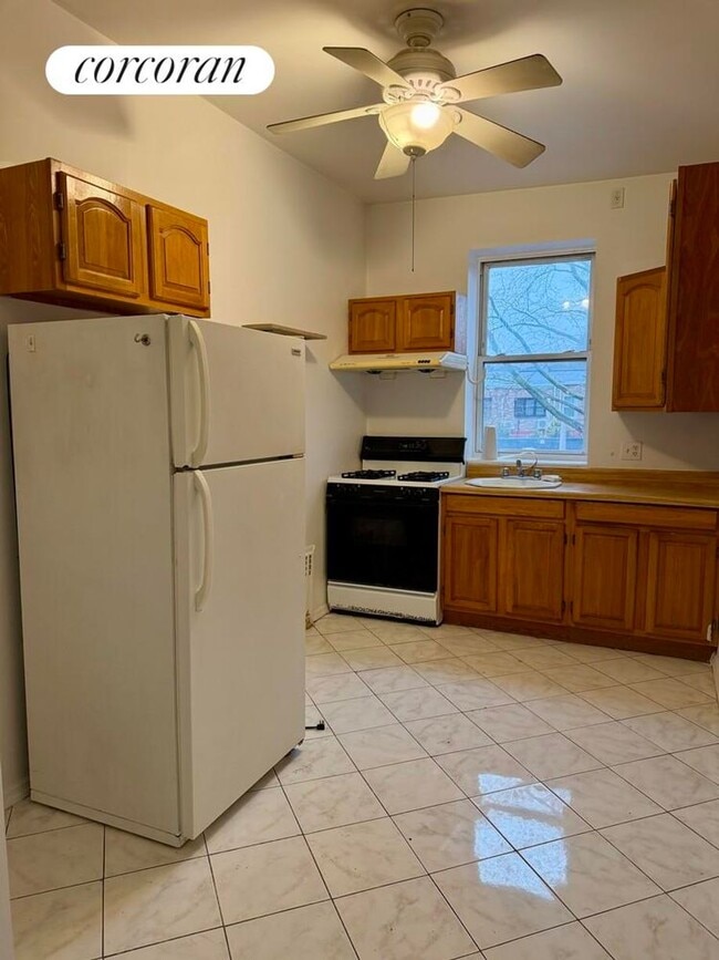 Building Photo - 114 Terrace Pl