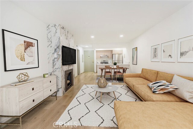 Building Photo - 1745 Camino Palmero St