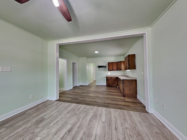 Foto del edificio - 3608 Holmes St