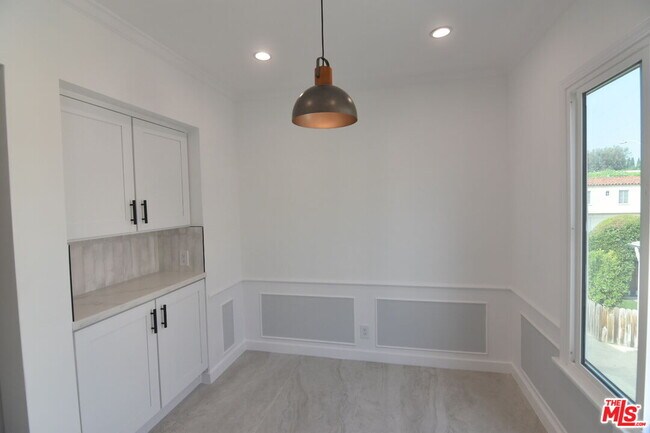 Foto del edificio - 1020 S Bedford St