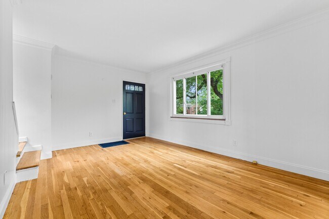 Foto del edificio - 947 Brintell St