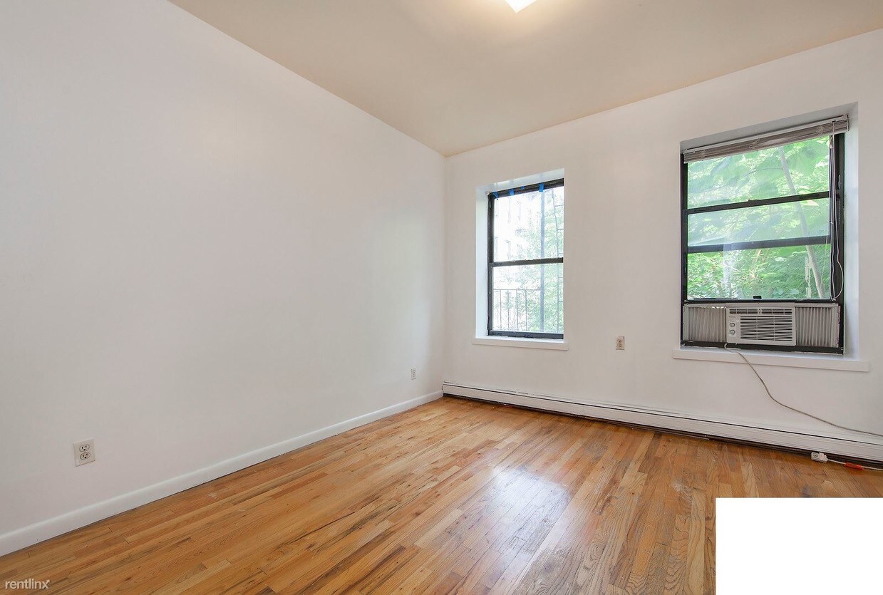 Foto del edificio - 311 E 103rd St