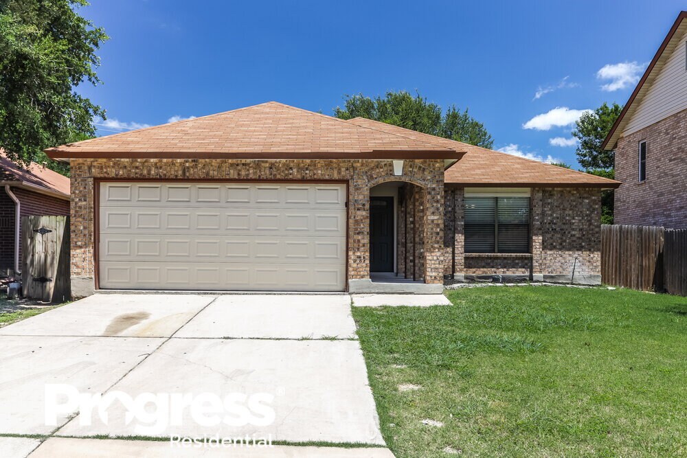 Primary Photo - 7825 Sandpiper Park