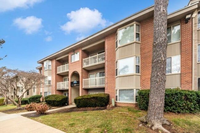 Foto del edificio - Arden Pointe Apartments