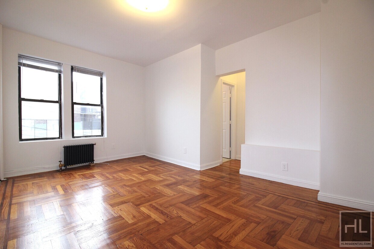 Foto principal - FT HAMILTON PARKWAY