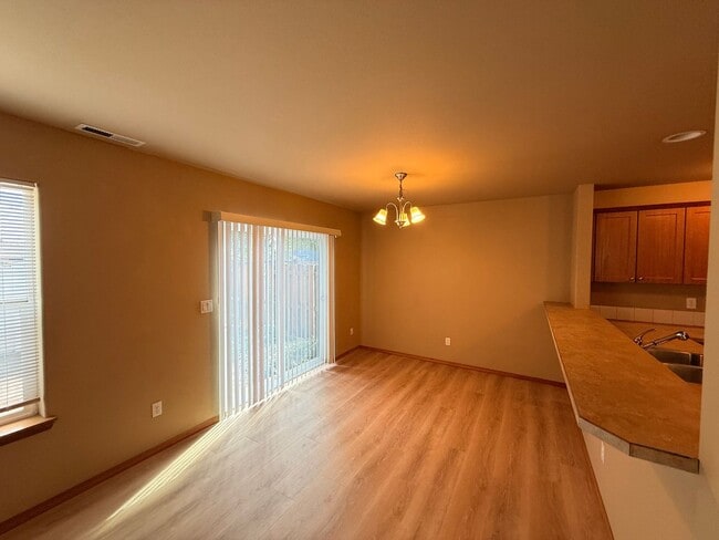Building Photo - 2976 SW Indian Cir