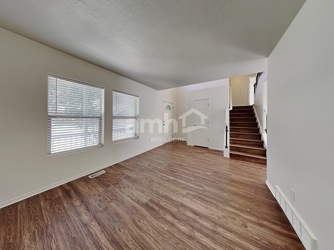 Building Photo - 1322 N 2585 W