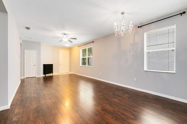 Foto del edificio - 12832 Oulton Cir