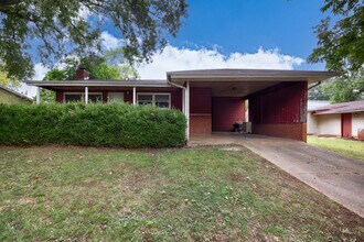Building Photo - 4210 Toftoy Dr SW