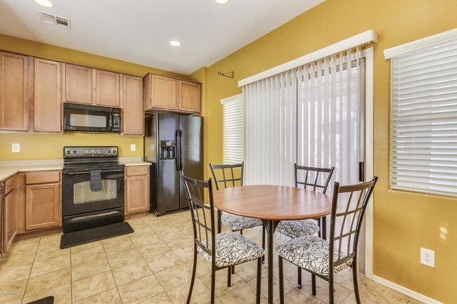 Foto del edificio - 22026 N 103rd Ln