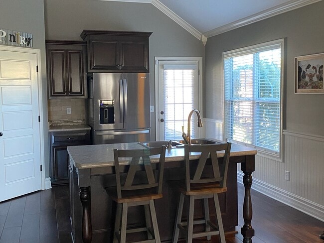 Building Photo - Beautiful 3BD/2BA home located in Glen Lau...
