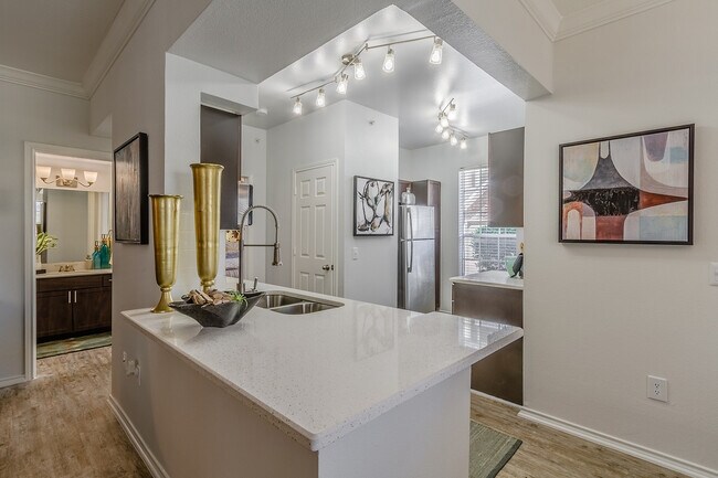 Entretener con facilidad - Republic House