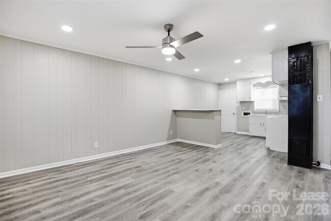 Foto del edificio - 107 Friedheim Rd