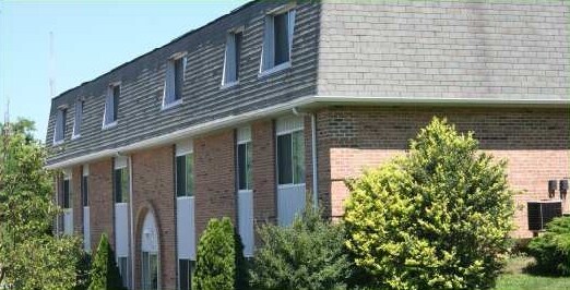Highland Ridge - Highland Ridge Apartments